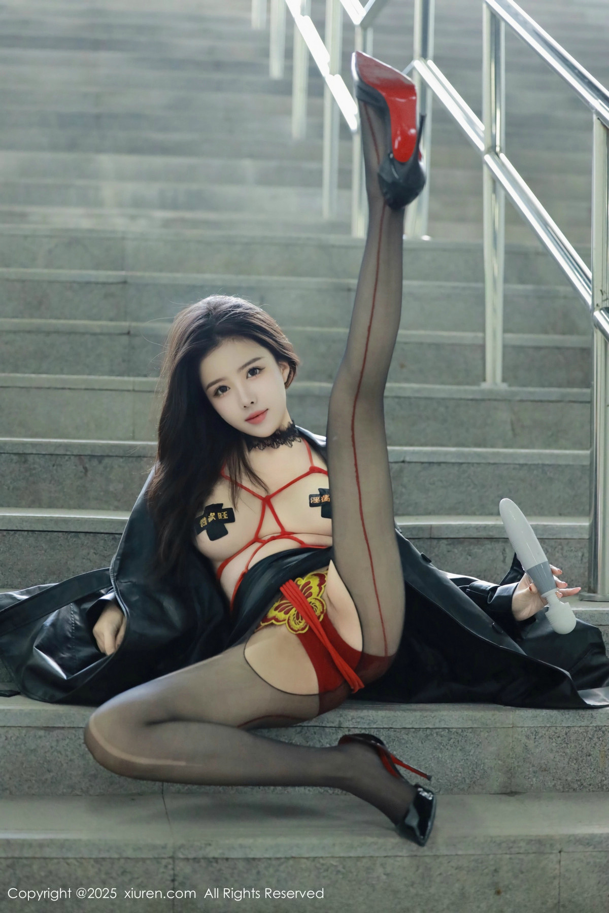 [XiuRen秀人网]第9855期唐翩翩写真