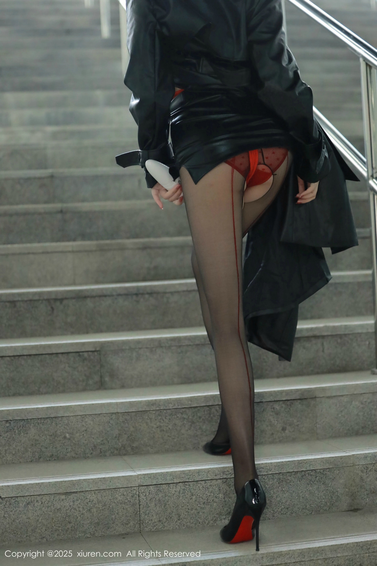 [XiuRen秀人网]第9855期唐翩翩写真