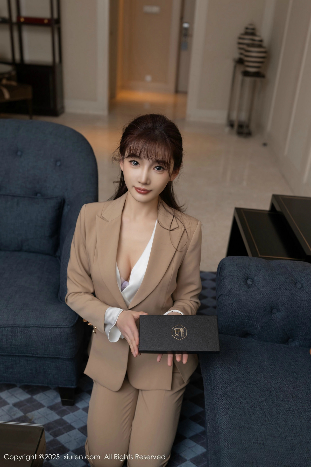 [XiuRen秀人网]第9881期陆萱萱写真