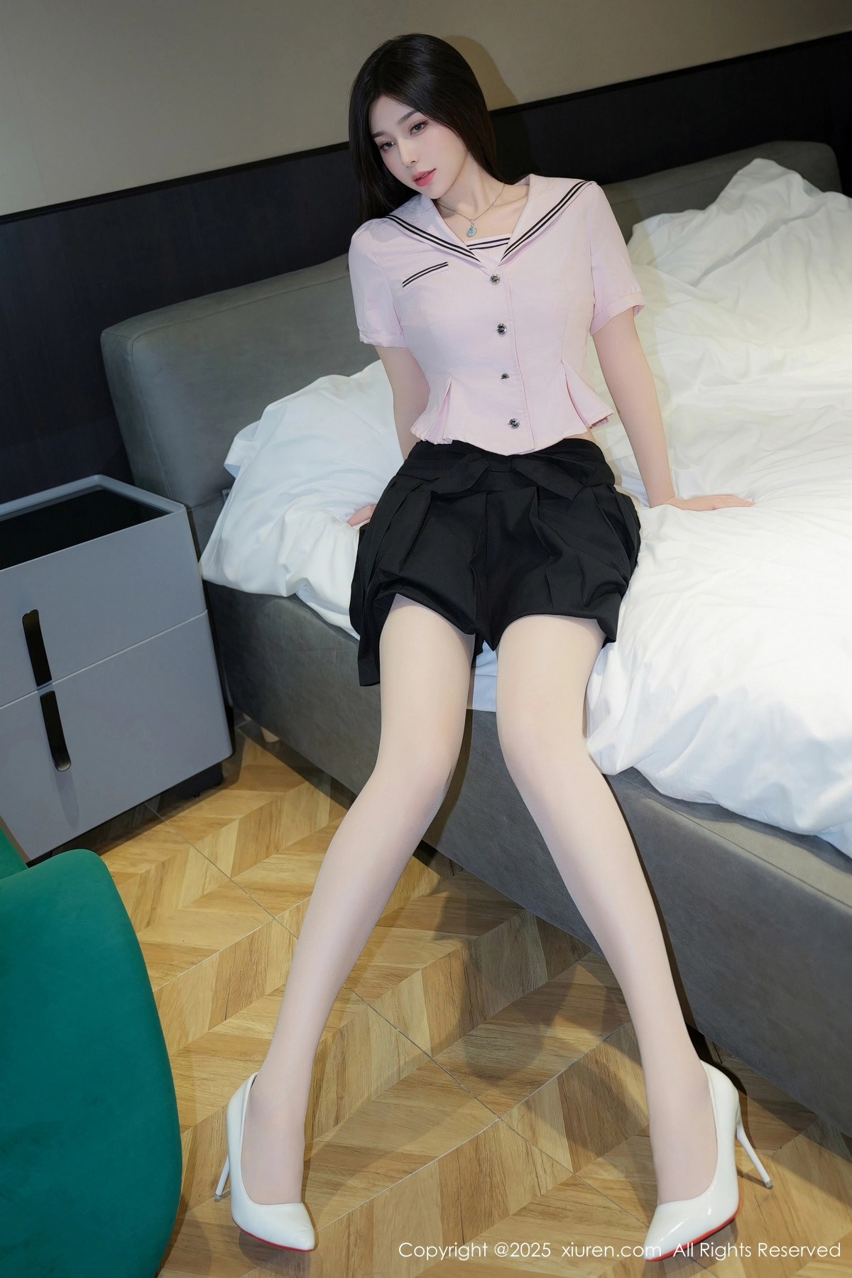 [XiuRen秀人网]第9892期曼柔写真
