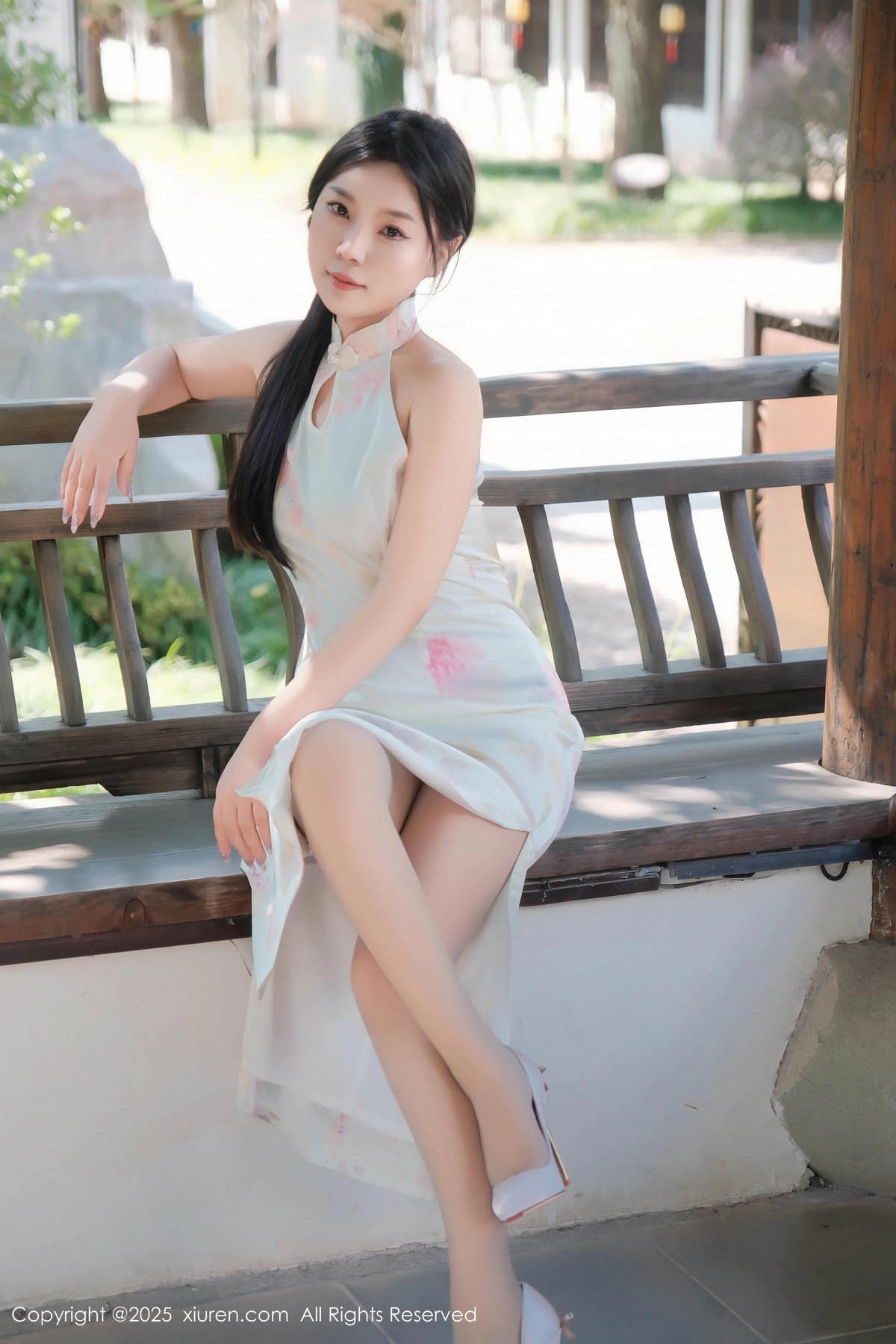 [XiuRen秀人网]第9893期麦田写真