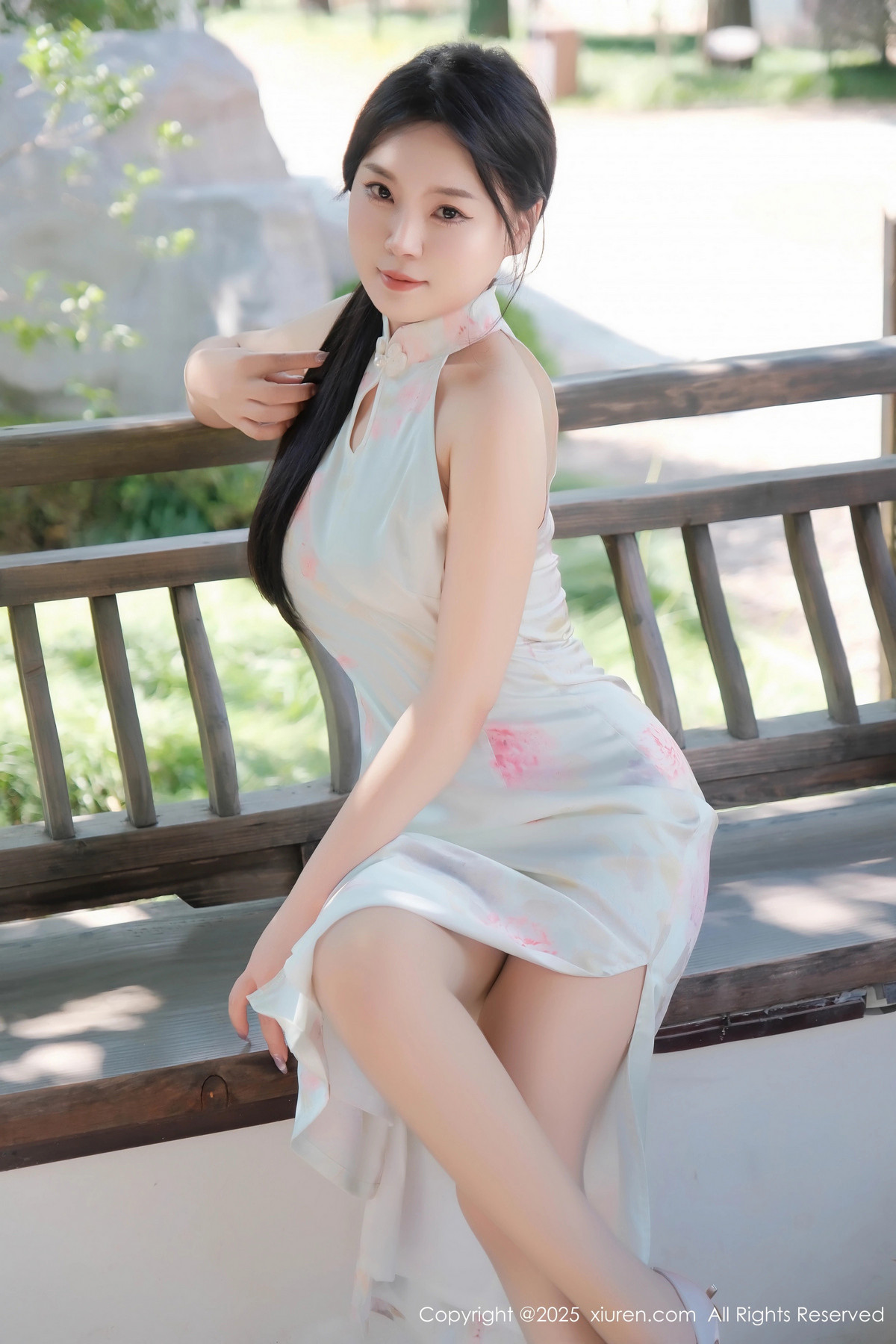 [XiuRen秀人网]第9893期麦田写真