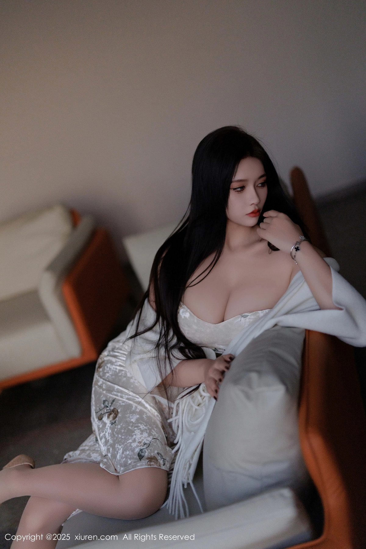 [XiuRen秀人网]第9899期娜比写真
