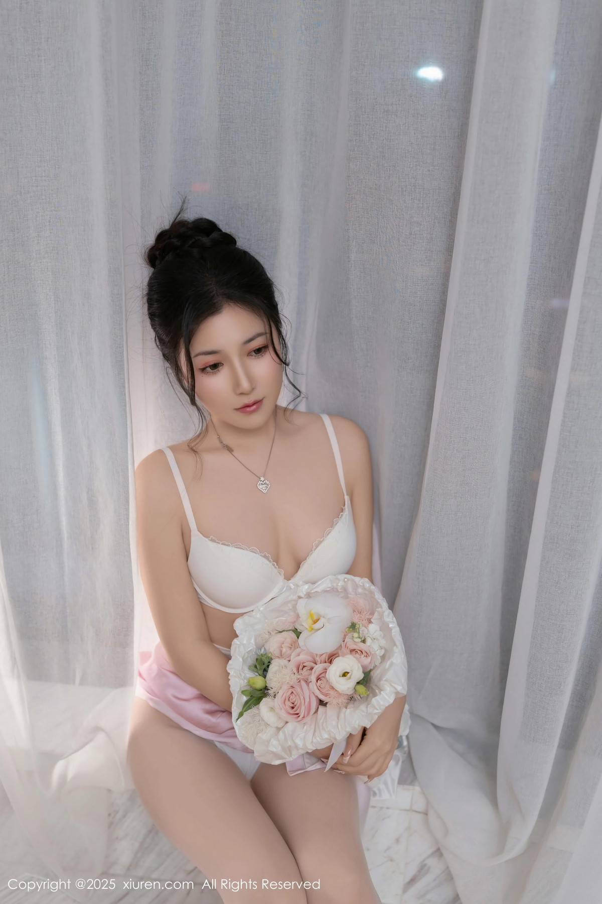 [XiuRen秀人网]第9907期鱼子酱写真