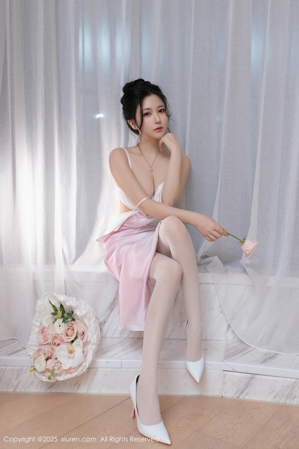 [XiuRen秀人网]第9907期鱼子酱写真