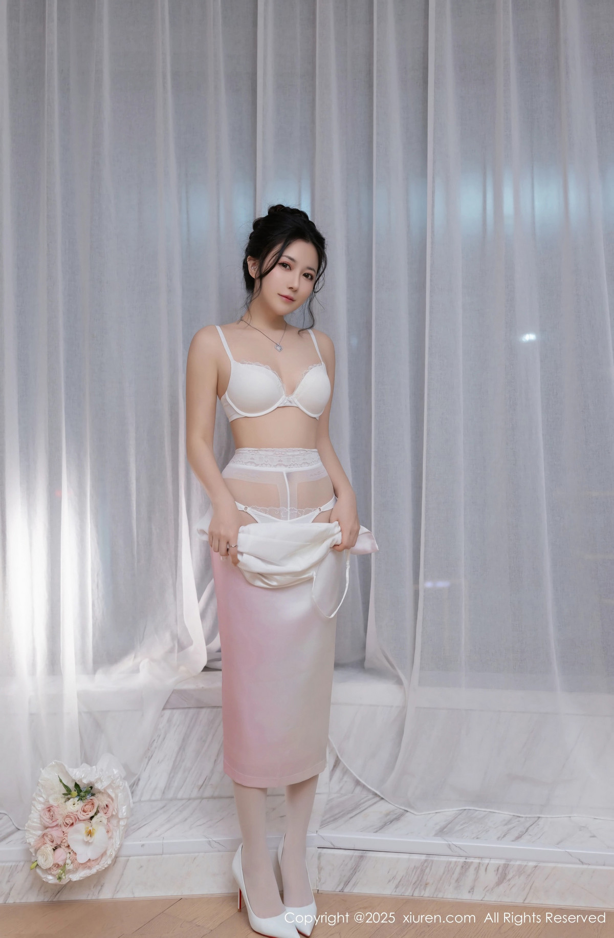 [XiuRen秀人网]第9907期鱼子酱写真