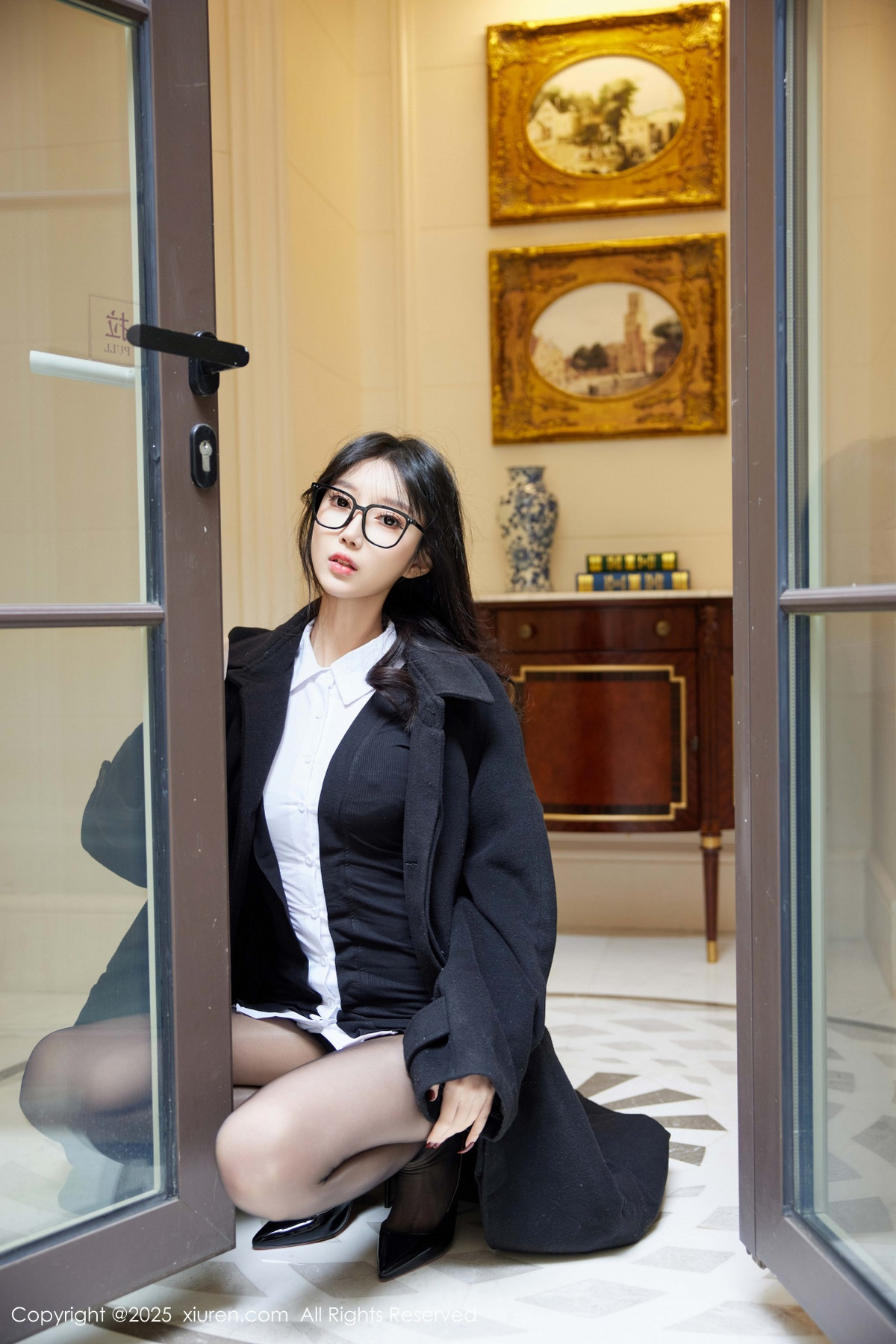 [XiuRen秀人网]第9926期玥儿玥写真