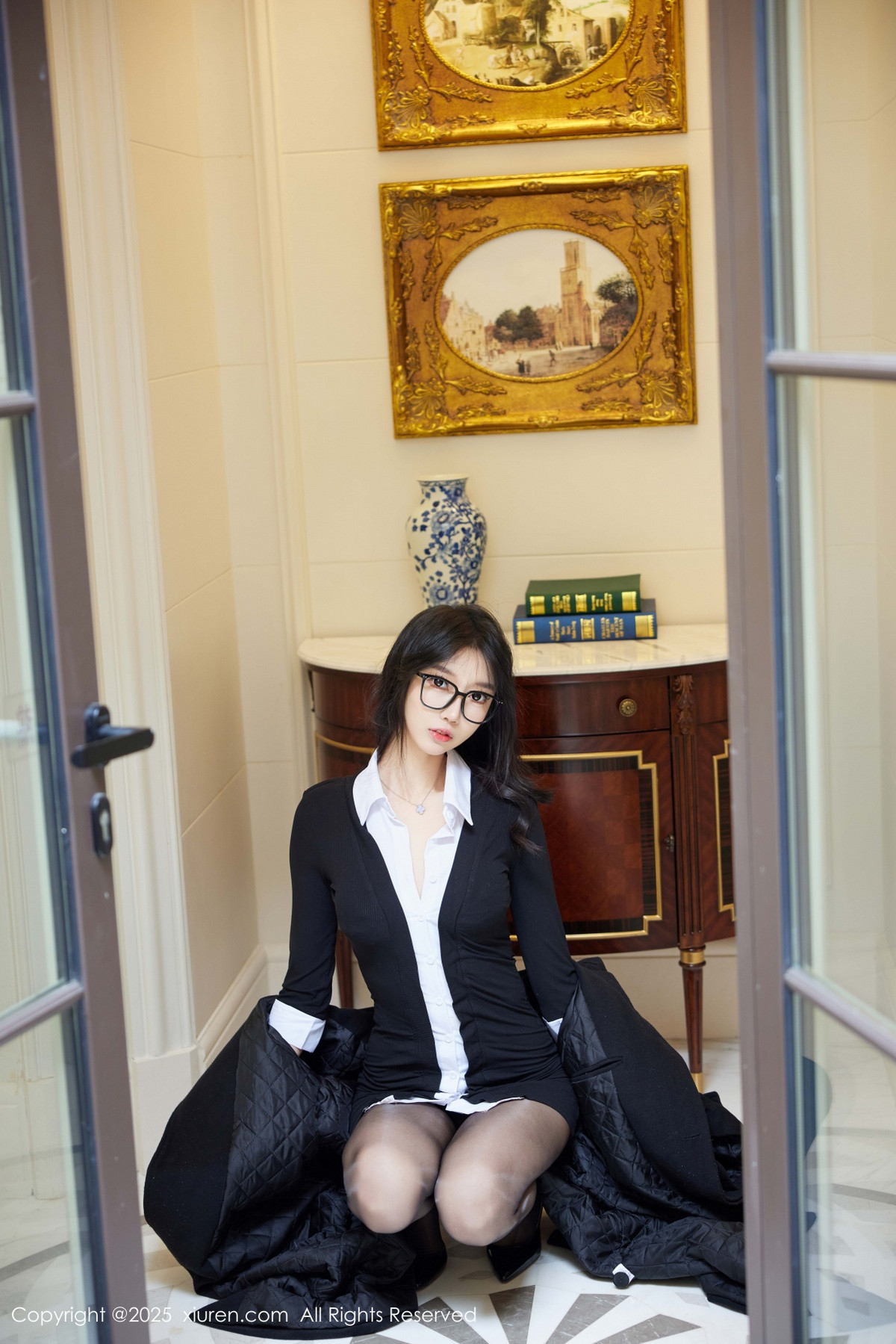 [XiuRen秀人网]第9926期玥儿玥写真