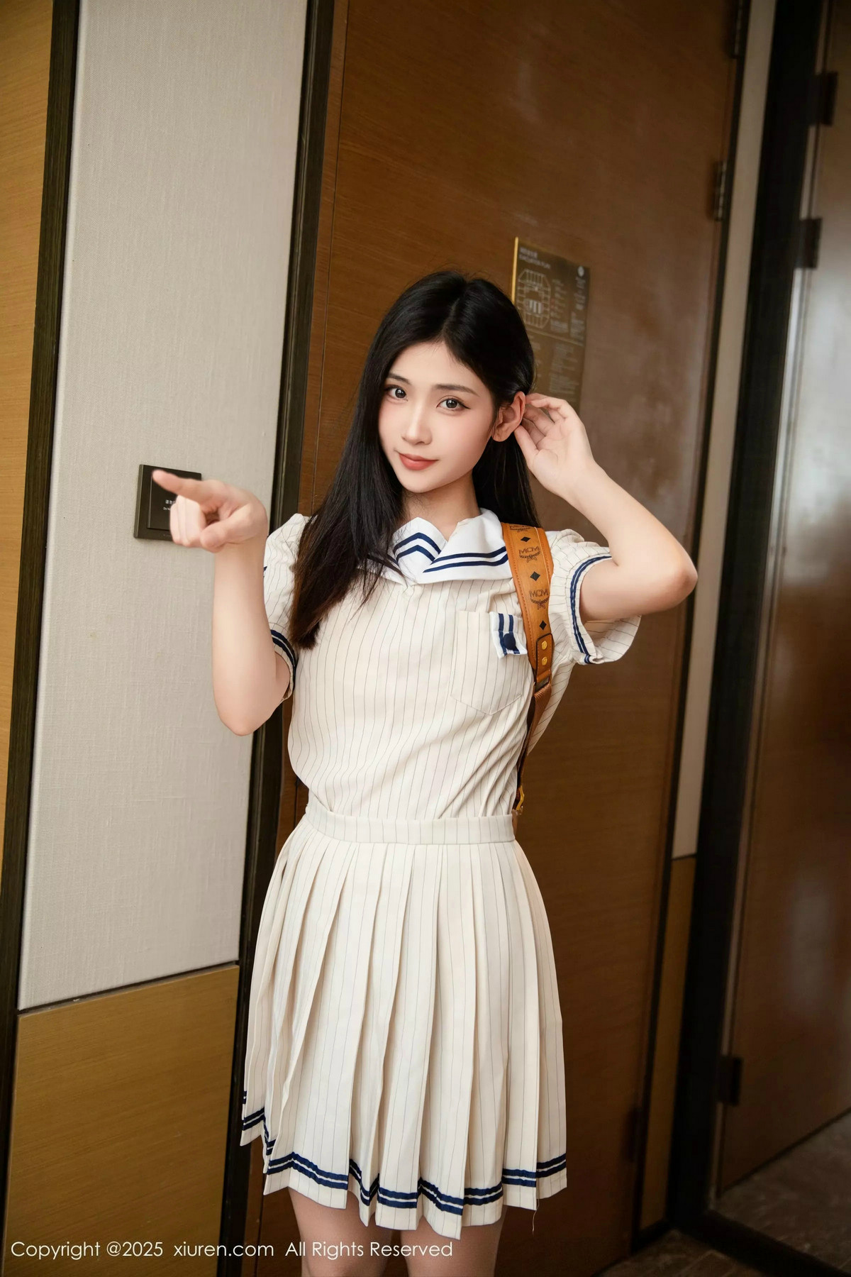 [XiuRen秀人网]第9942期刘婷婷写真