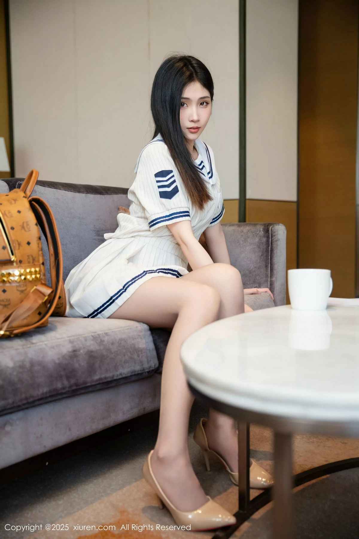 [XiuRen秀人网]第9942期刘婷婷写真