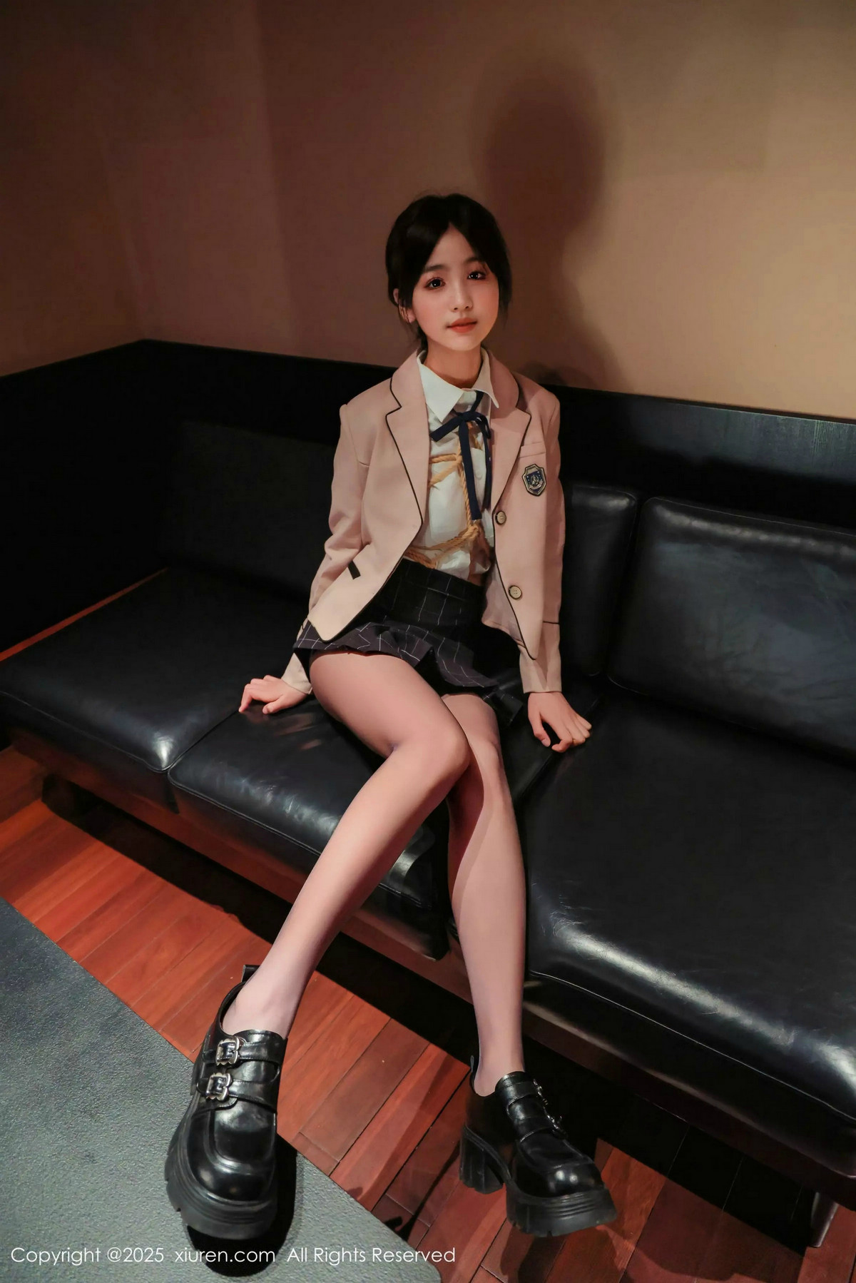[XiuRen秀人网]第9949期奶芙乔乔写真