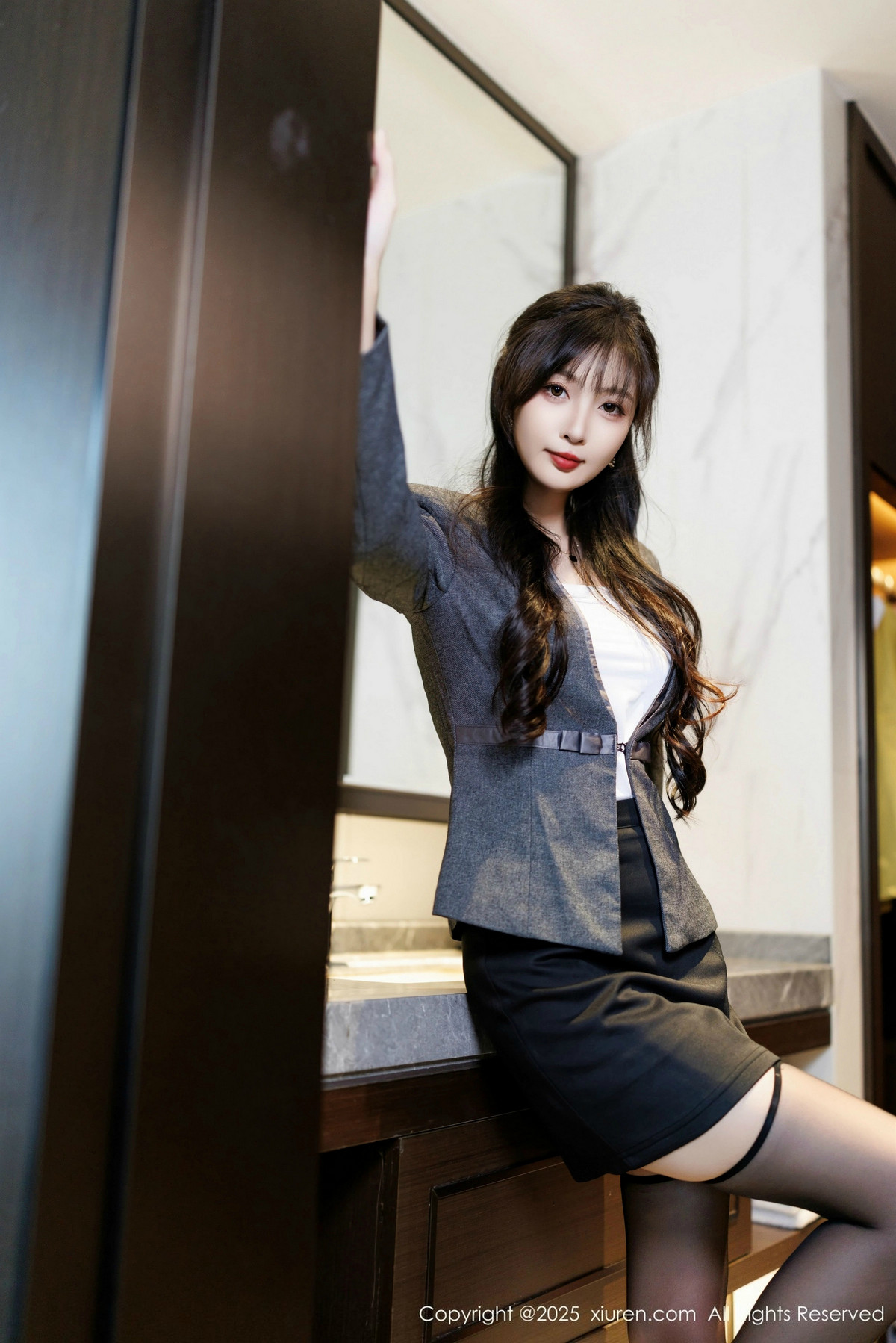 [XiuRen秀人网]第9957期樱桃小阑子写真