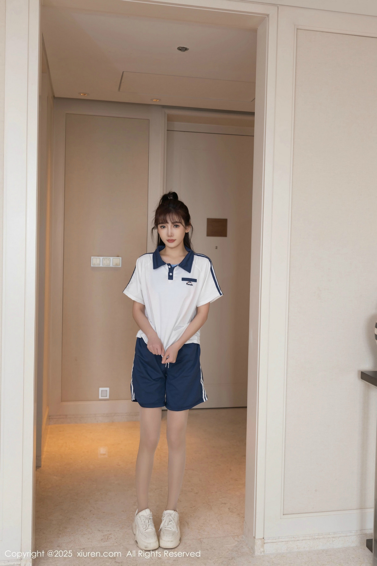 [XiuRen秀人网]第9979期陆萱萱写真