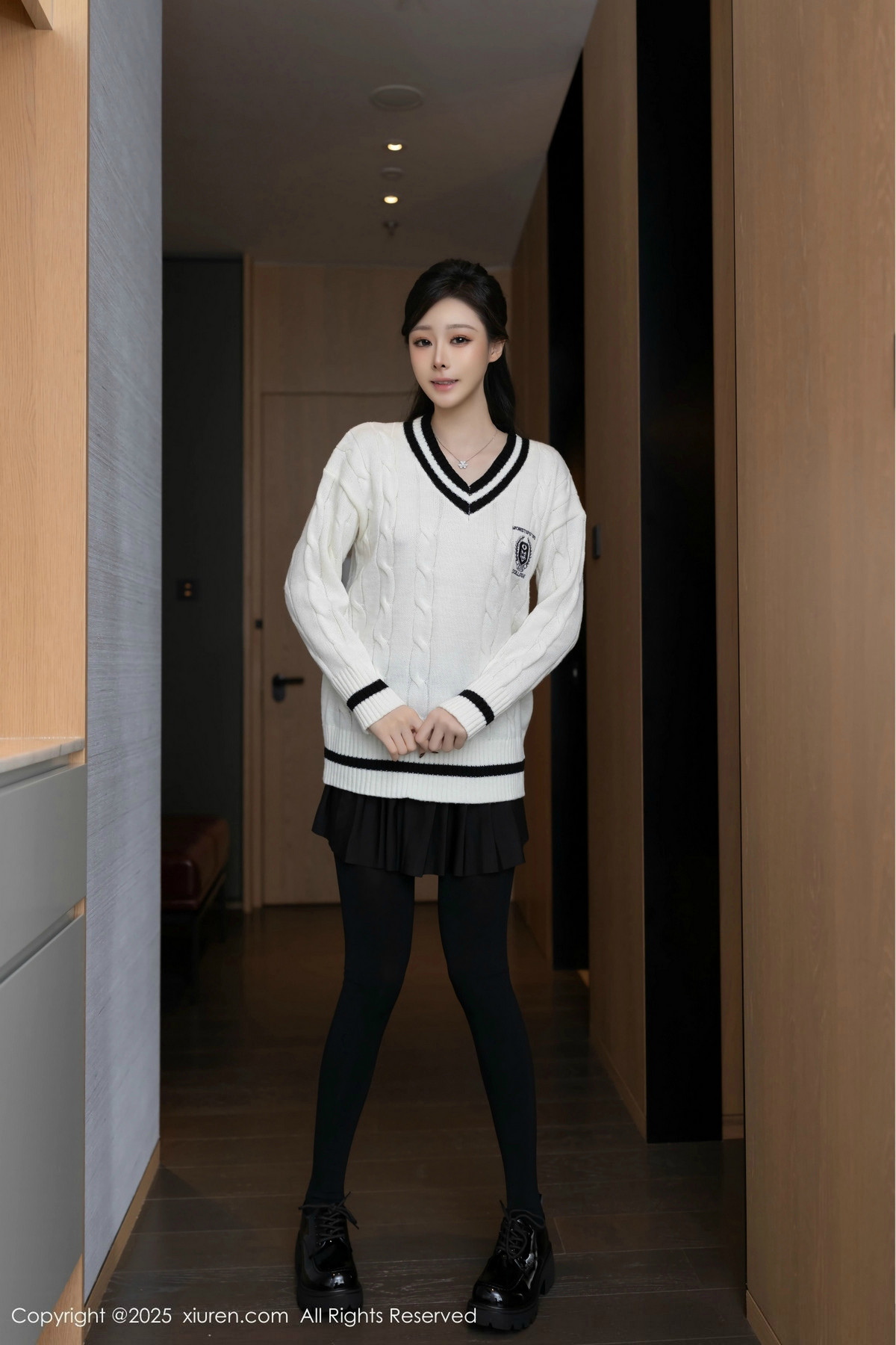 [XiuRen秀人网]第9986期小逗逗写真