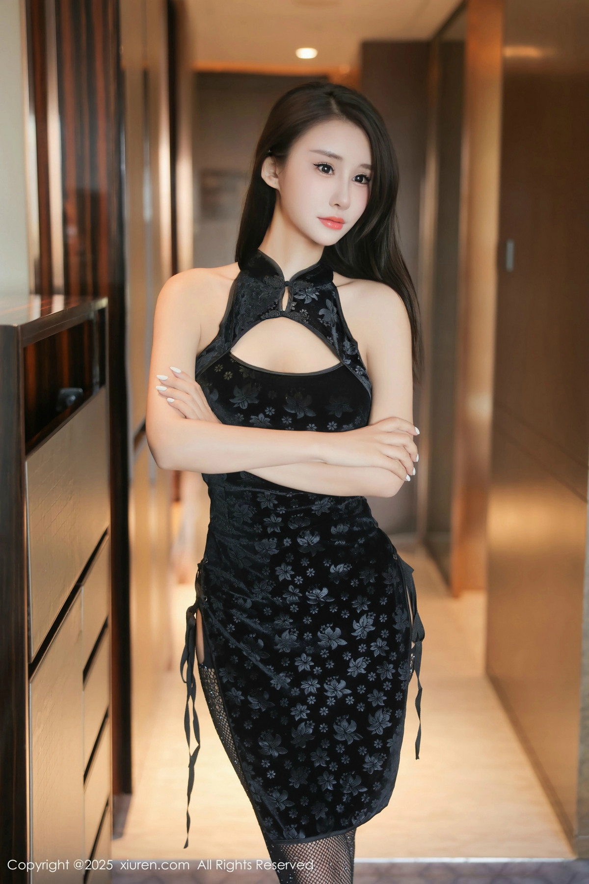 [XiuRen秀人网]第9990期艺艺写真