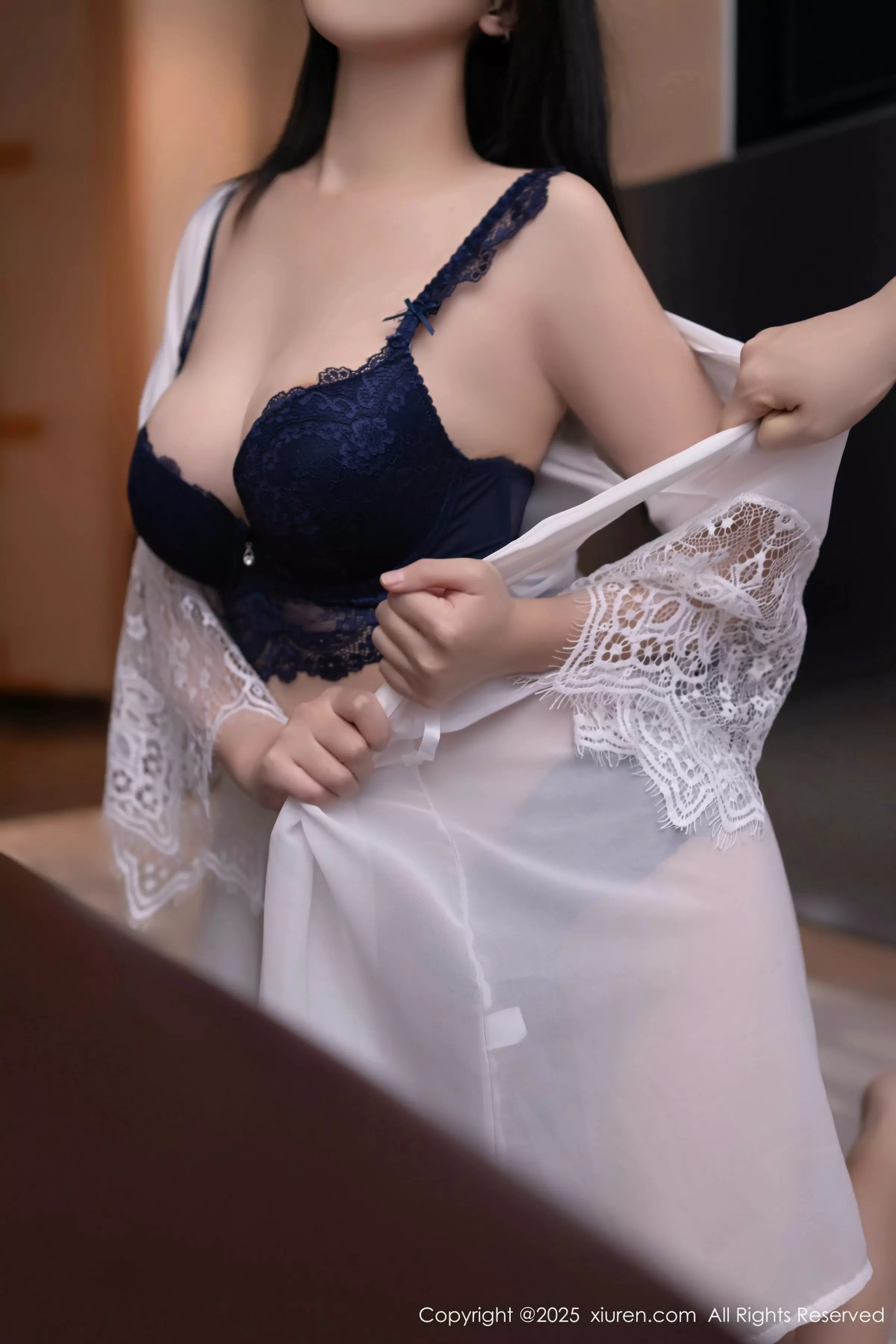 [XiuRen秀人网]第10042期杏子写真