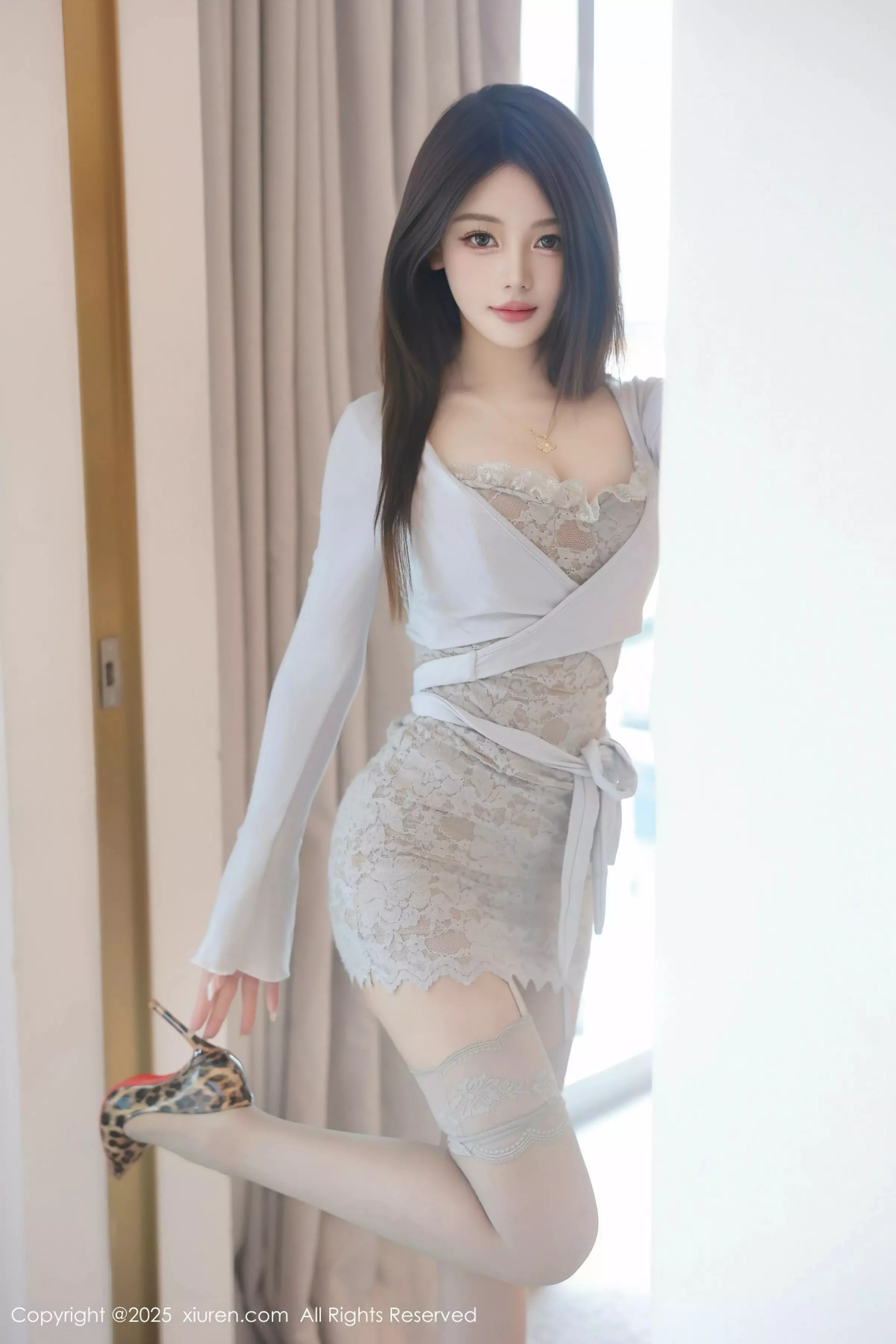 [XiuRen秀人网]第10083期爱酱里写真