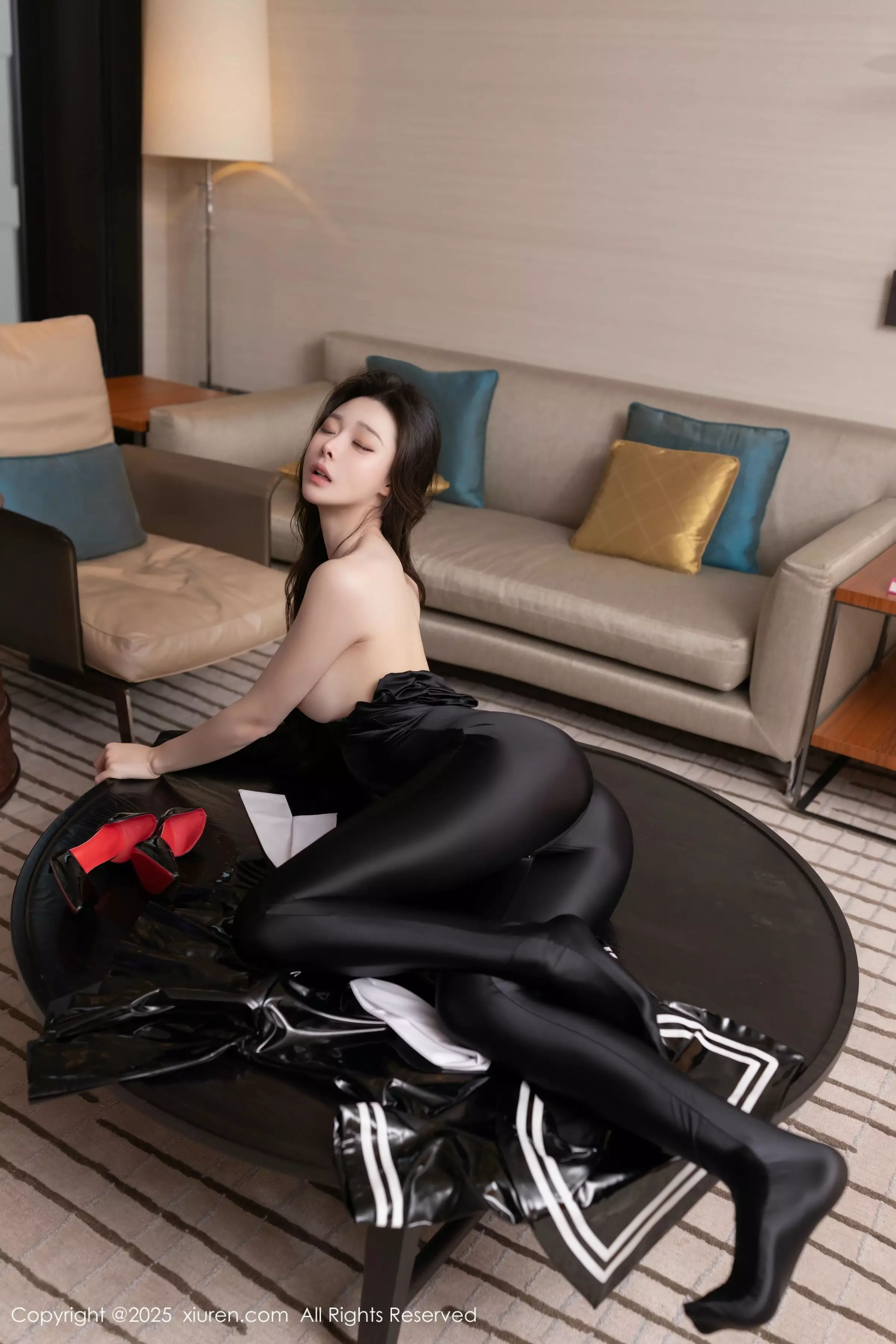 [XiuRen秀人网]第10087期小逗逗写真